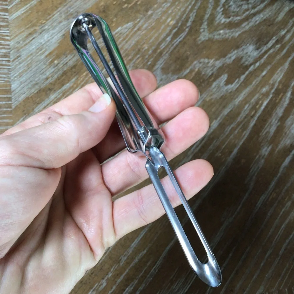 Vintage Pampered Chef #1050 Floating Blade Vegetable Potato Peeler Sweden 6.5”